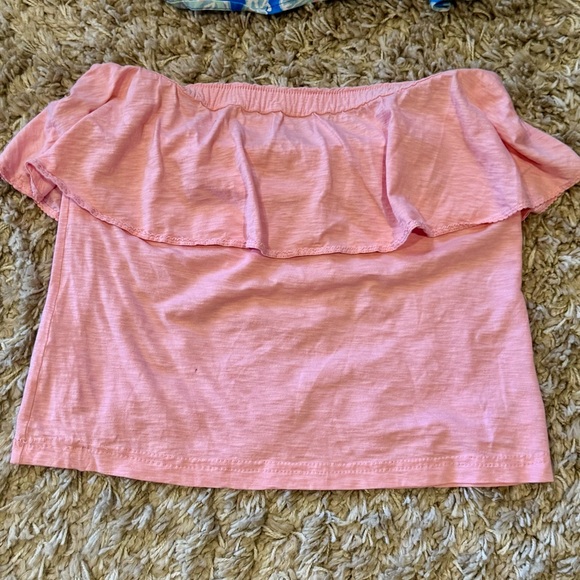 Colorful Patterned Dresses and Tops - Picture 4 of 9